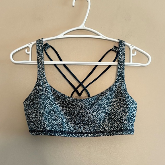 Lululemon Navy Blue Speckled Criss Cross Strappy Back Sports Bra - Picture 2 of 9